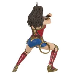 Hallmark DC™ Wonder Woman™ Ornament -Hallmark DC Comics Wonder Woman Keepsake Ornament 1999QXI6119 06
