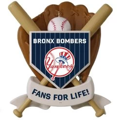 MLB Baseball Personalized Ornament, Yankees™ -Hallmark MLB Baseball Personalized Ornament Yankees 2499QHE1913B106 03