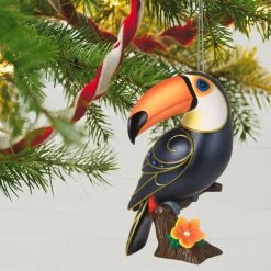 Hallmark -Hallmark Toucan Bird Keepsake Ornament 1799QXC5620 02